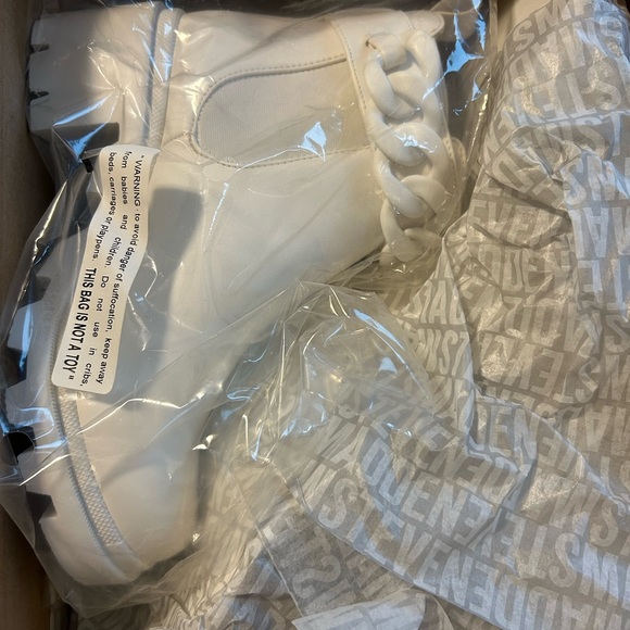 White Steve Madden Boots - Picture 1 of 4
